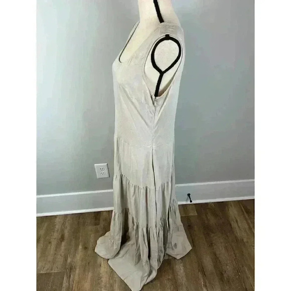 Soft Surroundings Tiered Linen Blend Maxi Dress Size 10 Sleeveless Beige Long - Picture 4 of 12